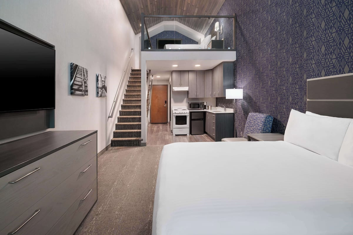 standard room, 2 queen beds, non smoking, kitchen | private kitchen | mini-fridge, microwave, coffee/tea maker