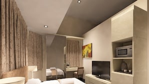 In-room safe, desk, iron/ironing board, cribs (surcharge) - Triple 2 Studio (Singapore)