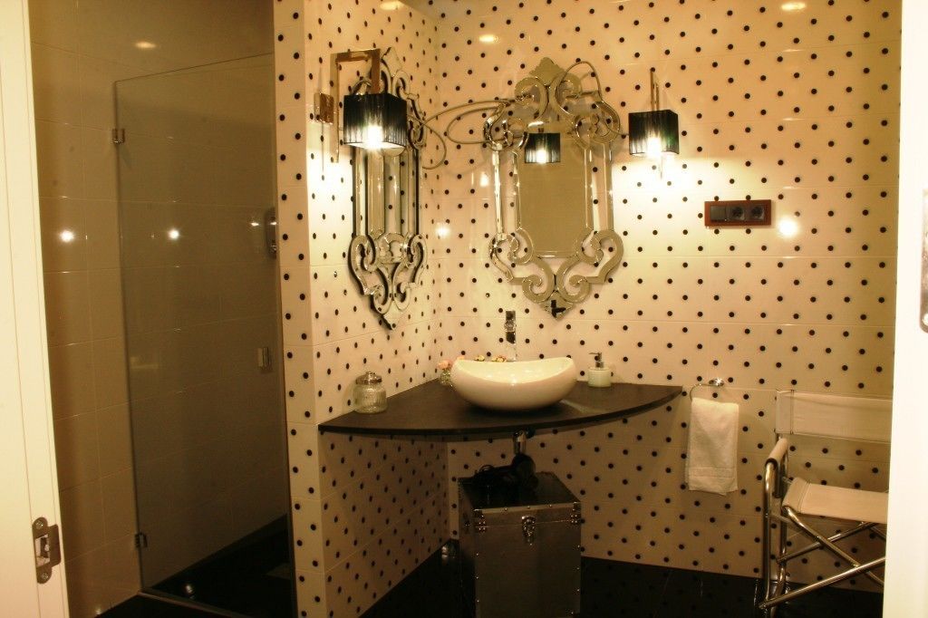 superior double room, 1 double bed | bathroom | separate bathtub and shower, hair dryer, slippers, bidet