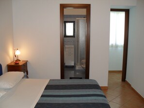 Doppelzimmer | Wohnbereich | Flachbildfernseher