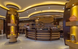 Sisään- ja uloskirjautumisautomaatti