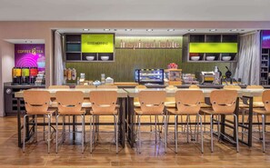 Tägliches inbegriffenes Frühstücksbuffet