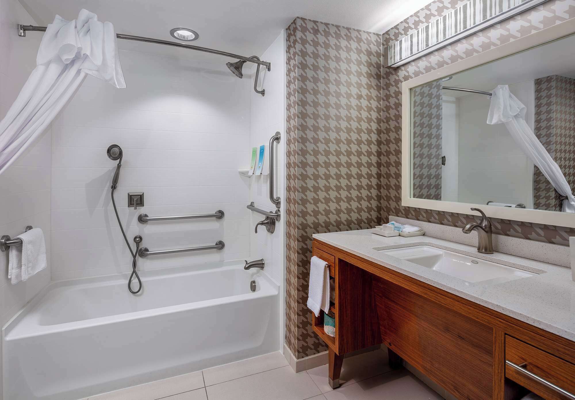 Photo - Home2 Suites by Hilton Little Rock West