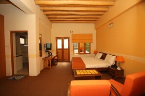 Deluxe Tree House | 1 bedroom, Egyptian cotton sheets, premium bedding, minibar