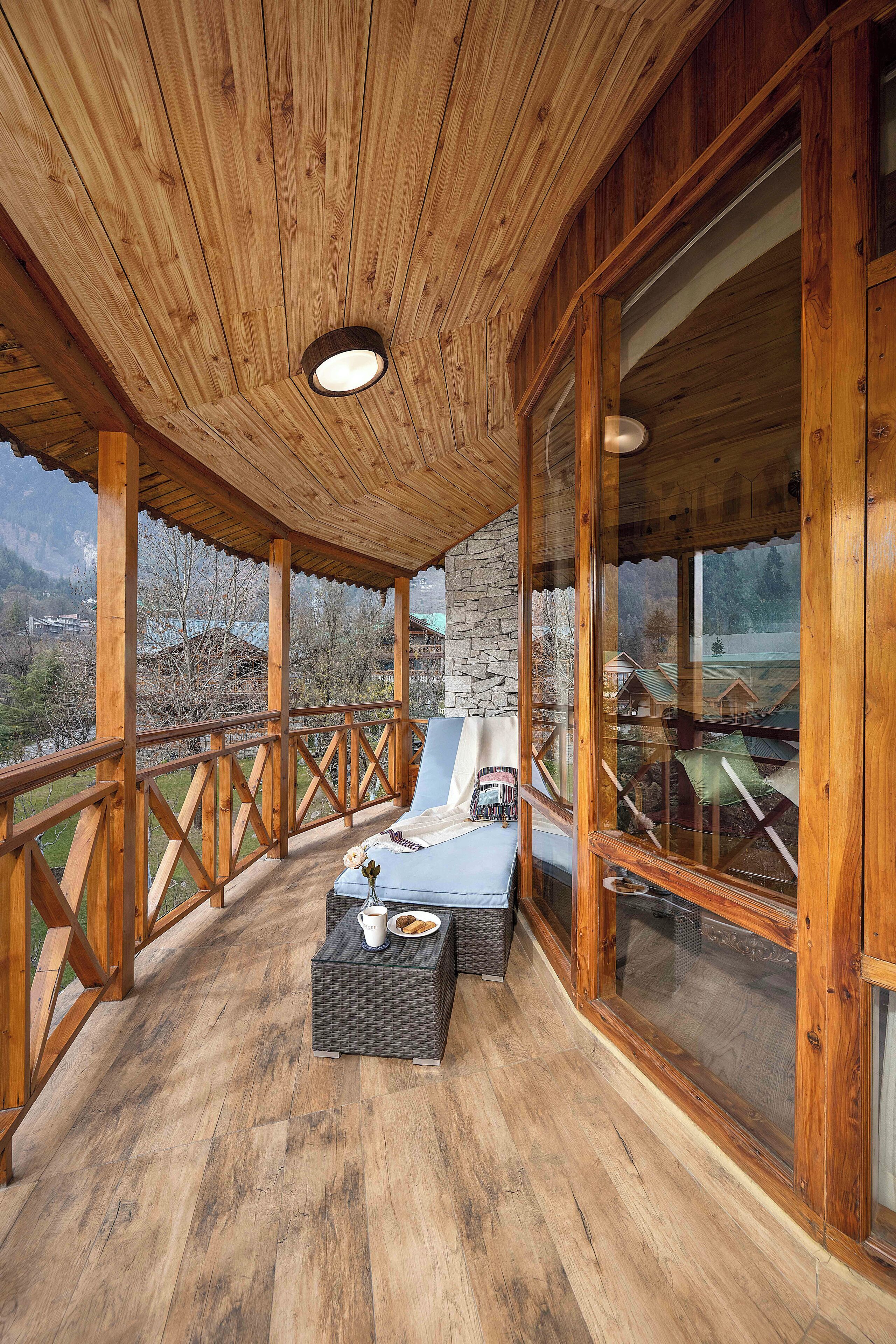 Suite, 1 Double Bed (Grand Himalyan Suite) | Balcony
