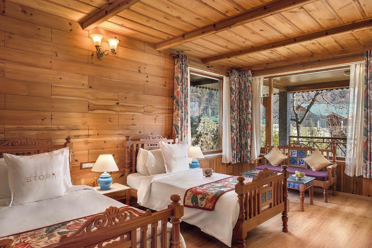 Superior Room, 2 Single Beds (Brookside Twin)