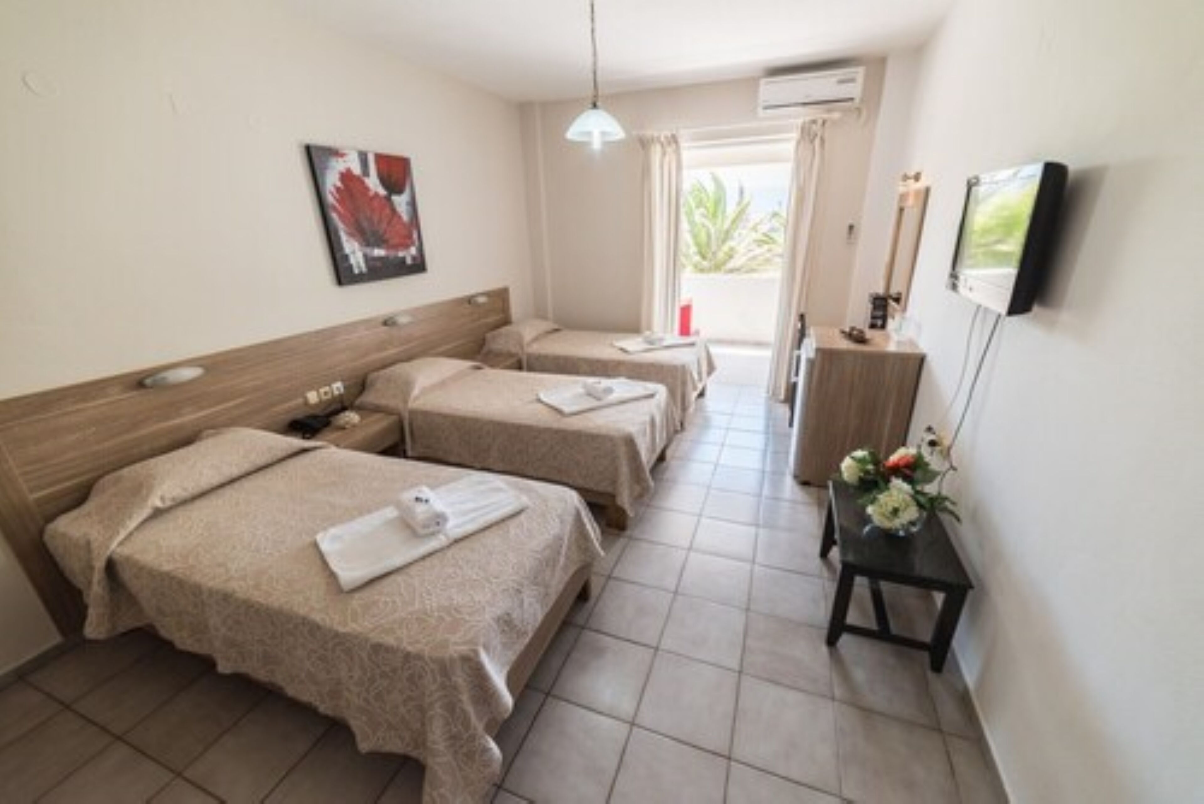 triple room | in-room safe, iron/ironing board, free cots/infant beds, free wifi