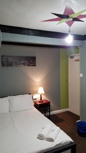 1 bedroom, in-room safe, iron/ironing board, free WiFi - City View Hotel Roman Road (London)