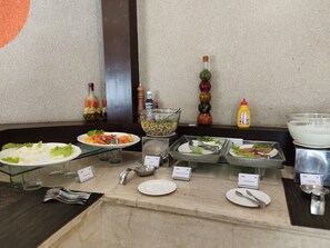 Desayuno buffet incluido todos los días