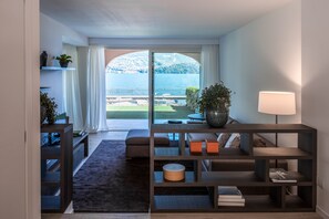 Villa | Living area | Flat-screen TV