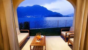 Camera (Triplex Maisonnette) | Terrazza/patio