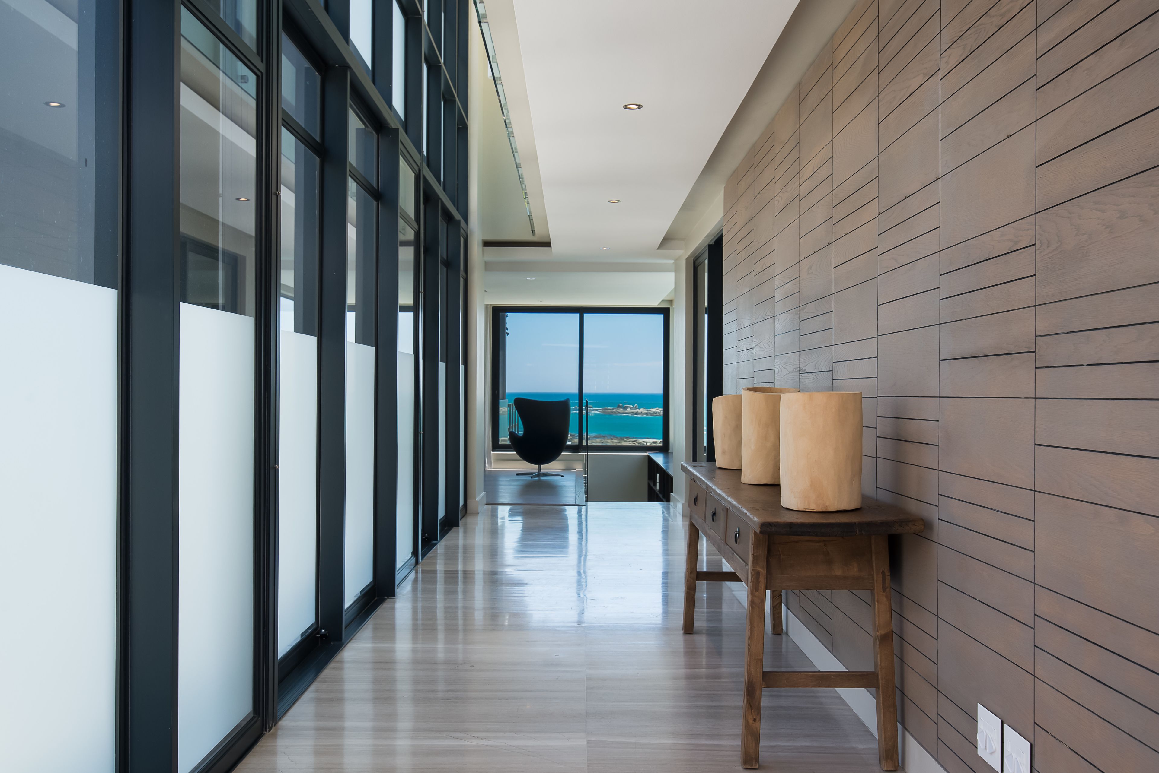 บริเวณประตูทางเข้า