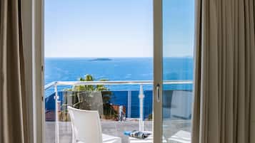 Honeymoon-Zimmer, Whirlpool, Meerblick | Blick vom Balkon