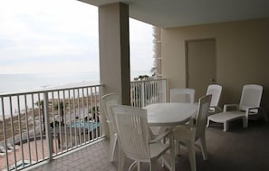Standard Condo, 3 Bedrooms, 2 Bathrooms, Ocean View (405) | Balcony
