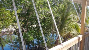 Standard Apartment, 2 Bedrooms, Kitchen, Canal View | Balcony