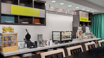 Café da manhã continental grátis todos os dias