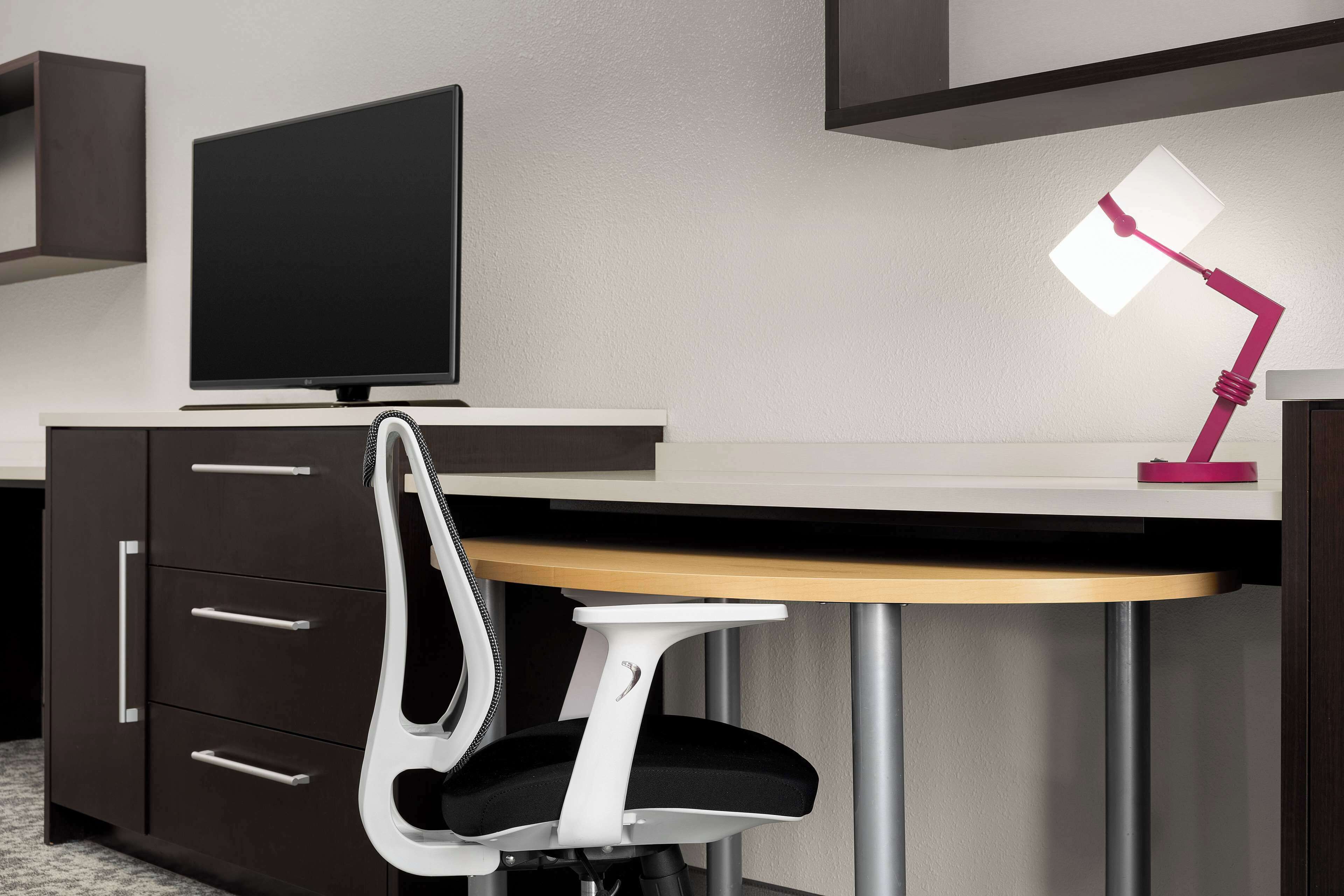 premium bedding, pillow-top beds, free cots/infant beds, free wifi