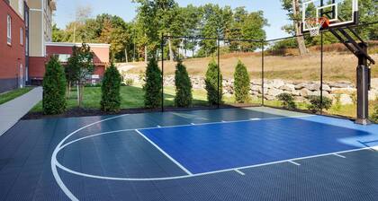 Homewood Suites by Hilton Gateway Hills Nashua