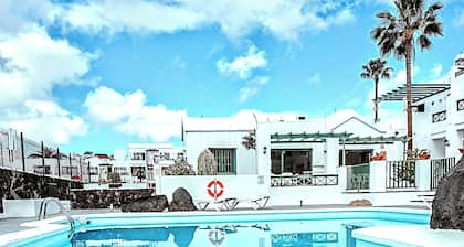 Apartamentos las Acacias