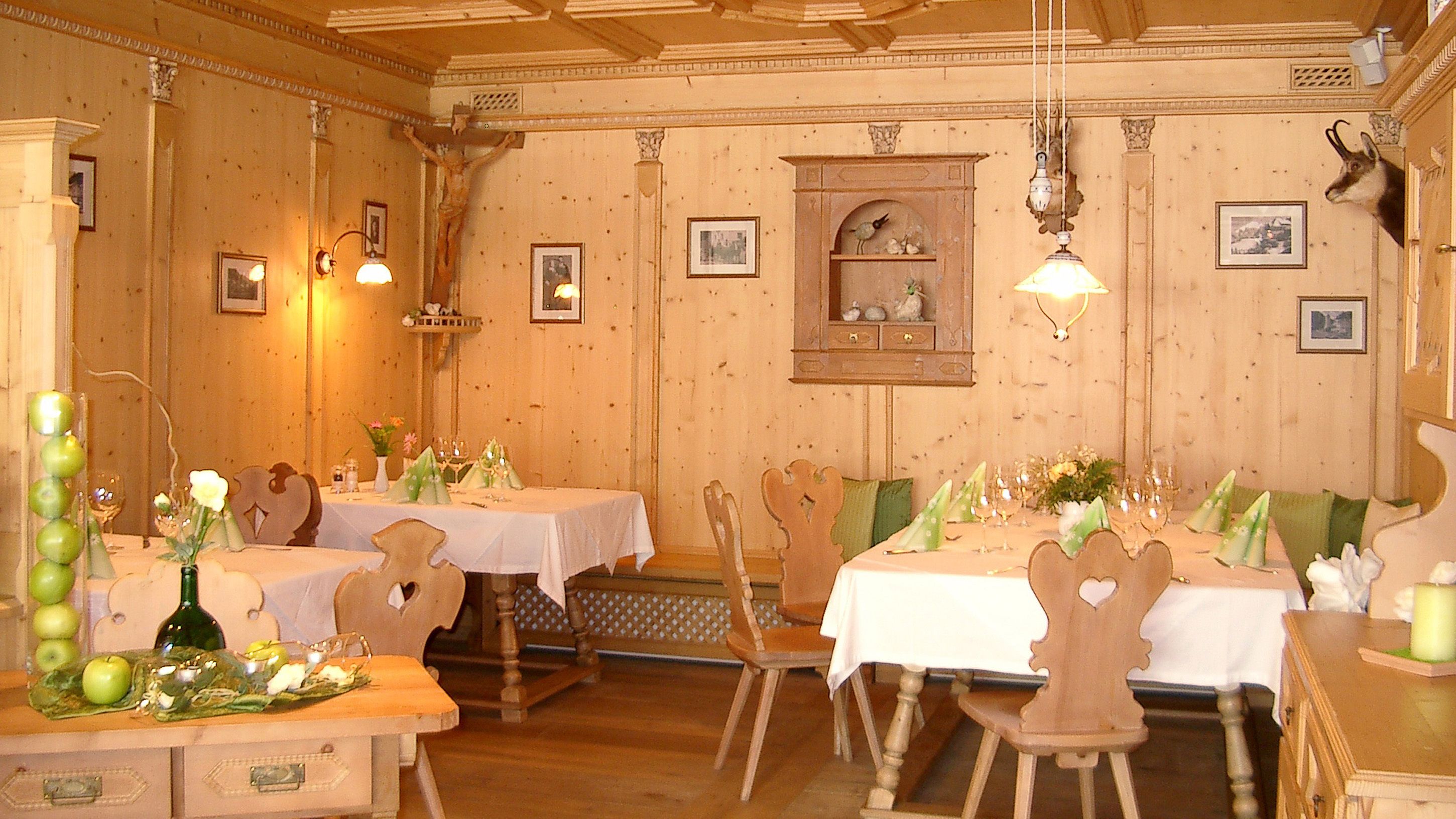 breakfast, lunch, dinner served; local cuisine