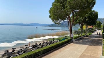 Vue sur la plage/lâocĂ©an