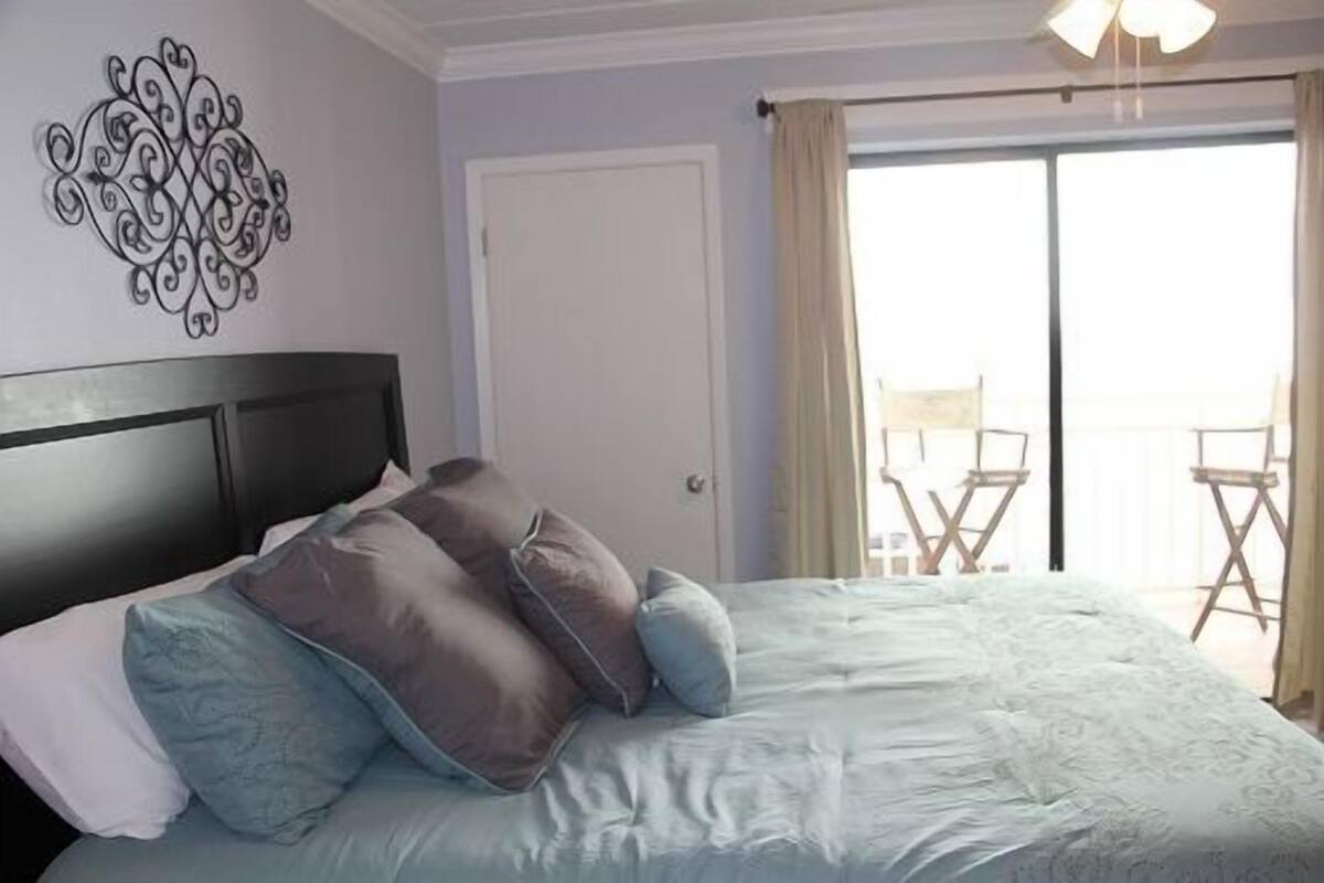 Estudio, 1 cama de matrimonio grande (139) | Wifi gratis, decoración individual, mobiliario individual