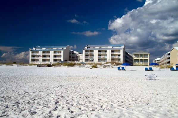 Apartamento, 1 cama de matrimonio | Playa | Ubicación a pie de playa y arena blanca