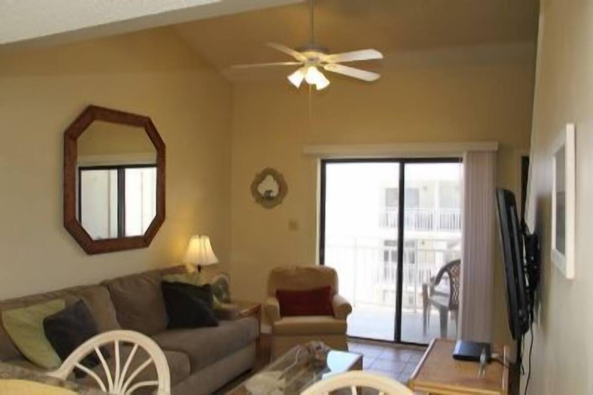 Condo, 1 Bedroom 2 Bath, No View (366) | Wifi gratis, decoración individual, mobiliario individual
