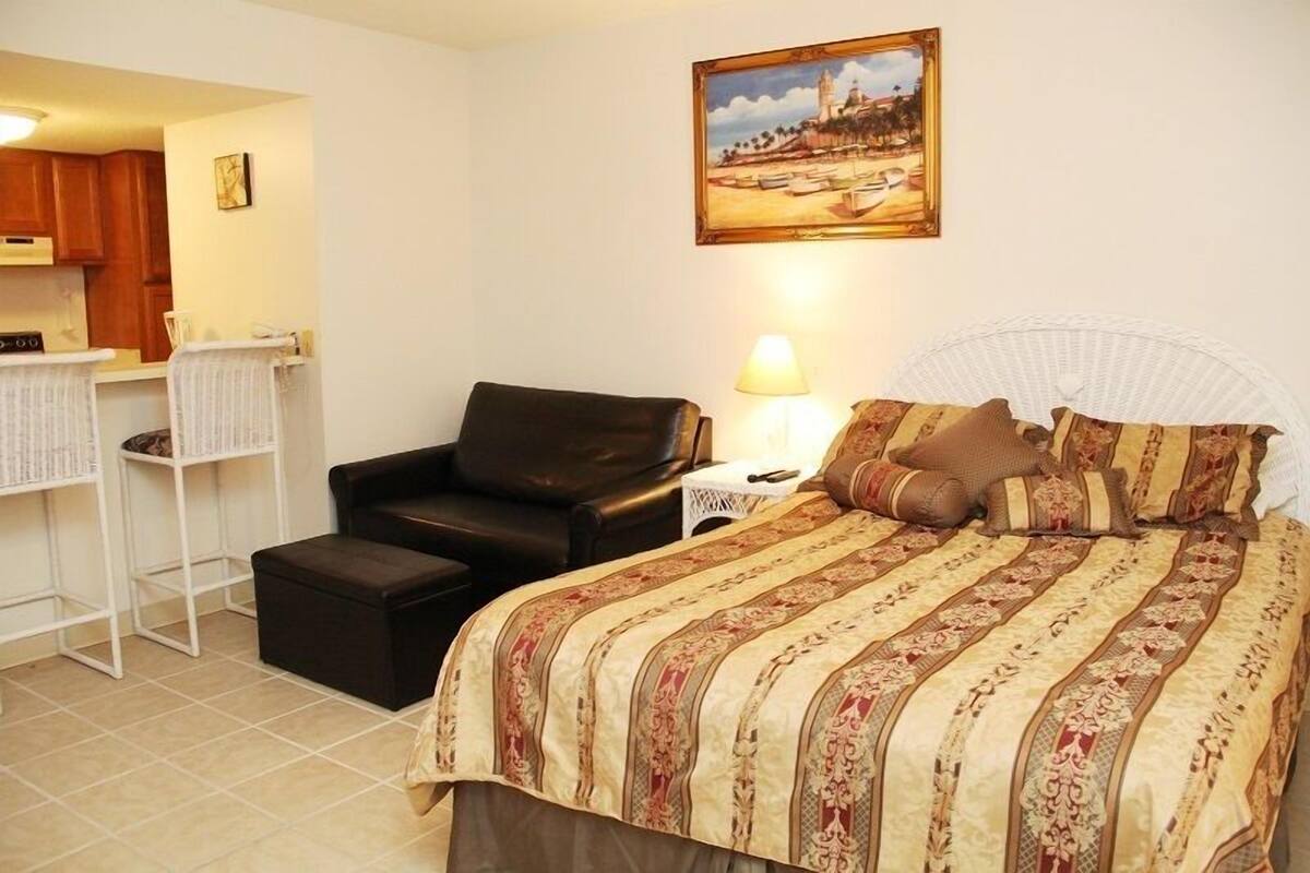 Estudio, 1 cama de matrimonio (238) | Wifi gratis, decoración individual, mobiliario individual