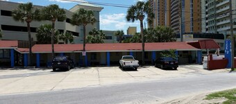 Sun-n-Sands Motel