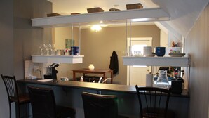 In-room dining - Work Play Suites (Fredericton)