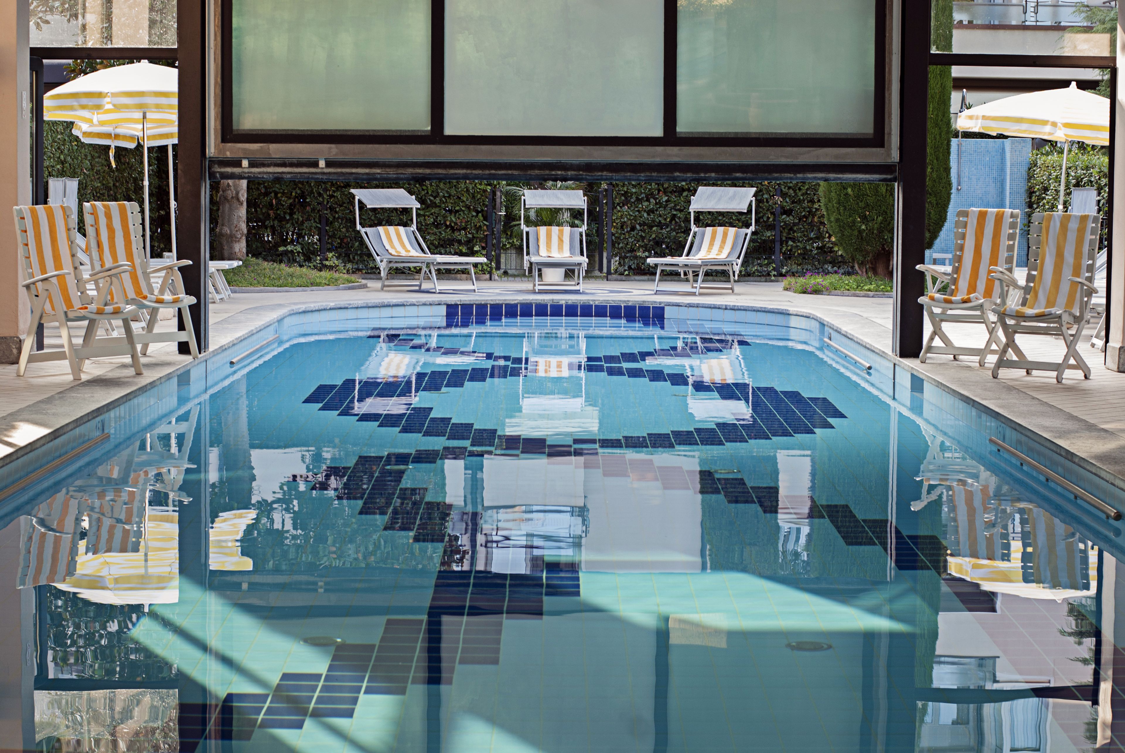 indoor pool, pool loungers