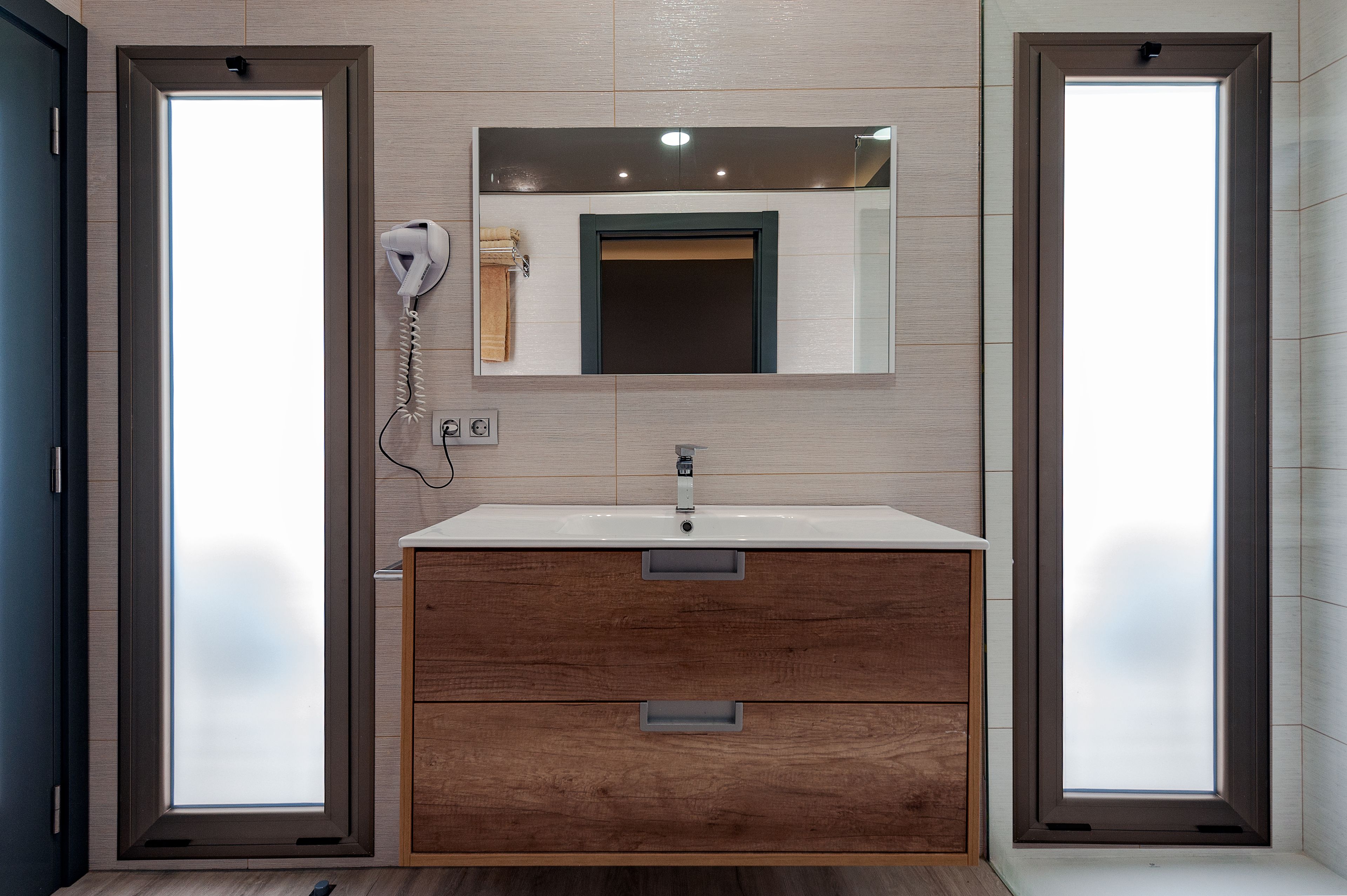 apartment | bathroom | shower, hair dryer, towels