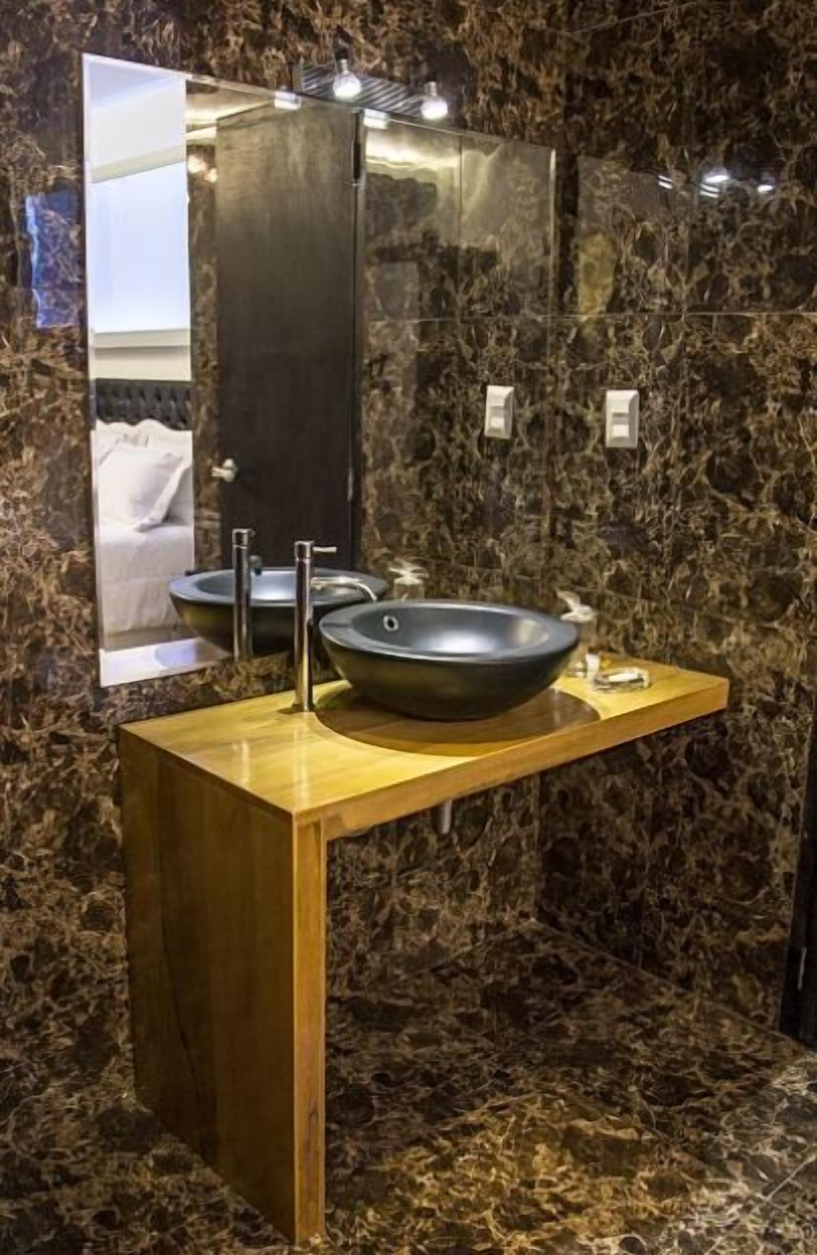 single room | bathroom sink