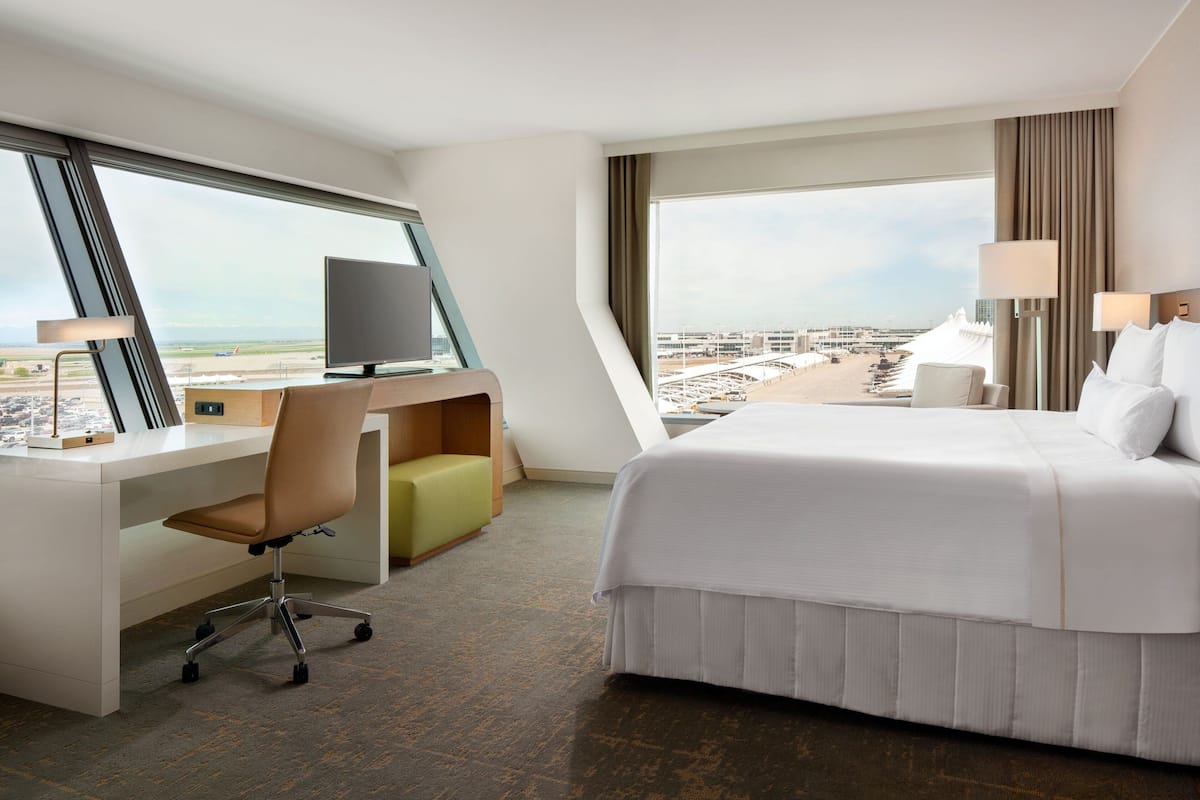 Tavanomainen huone, 1 suuri parisänky, tupakointi kielletty | 1 makuuhuone, ylelliset vuodevaatteet, untuvapeitot