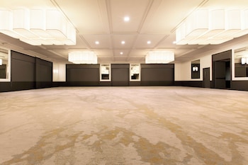 Meeting space at The Tillary Hotel