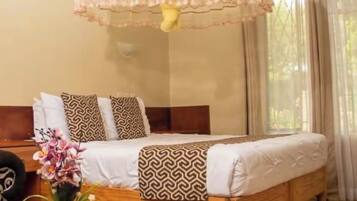 Free WiFi, bed sheets, wheelchair access