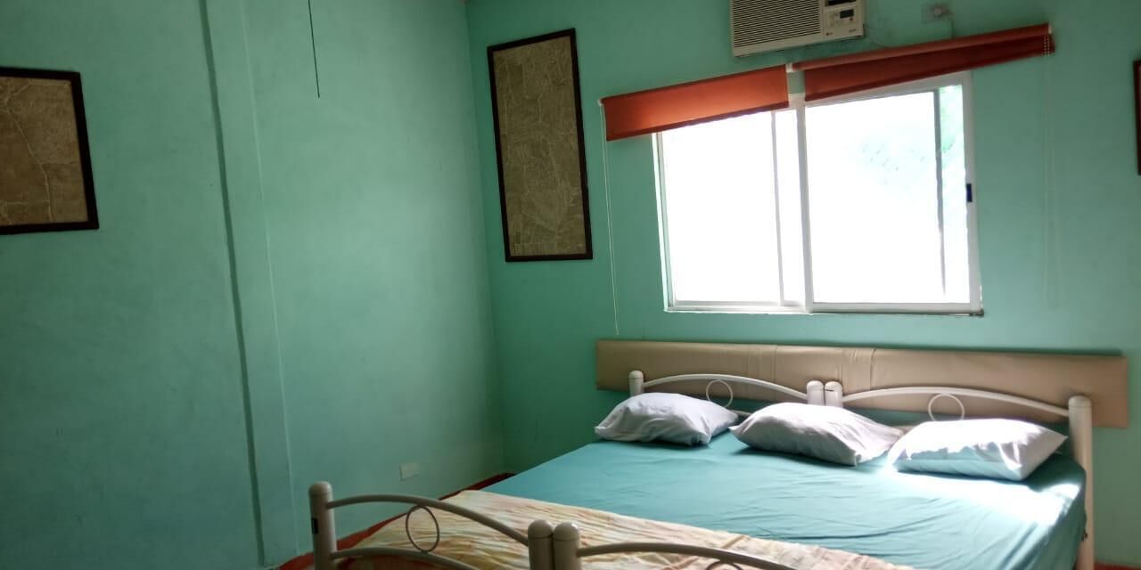 Egyptian cotton sheets, free WiFi, bed sheets