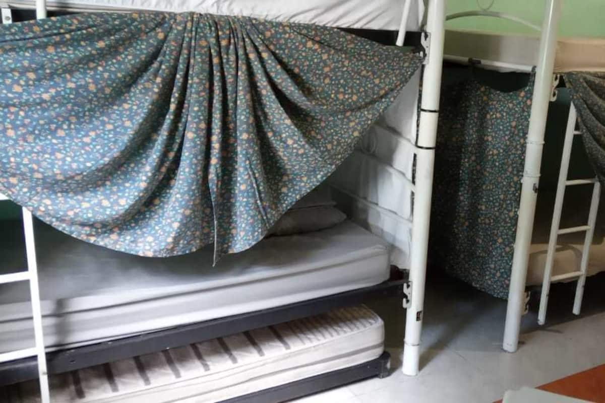 Egyptian cotton sheets, WiFi (free), bed sheets