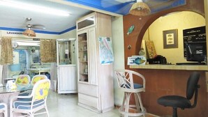 Interior entrance - Posada Marpez - Hostel (Cancun)