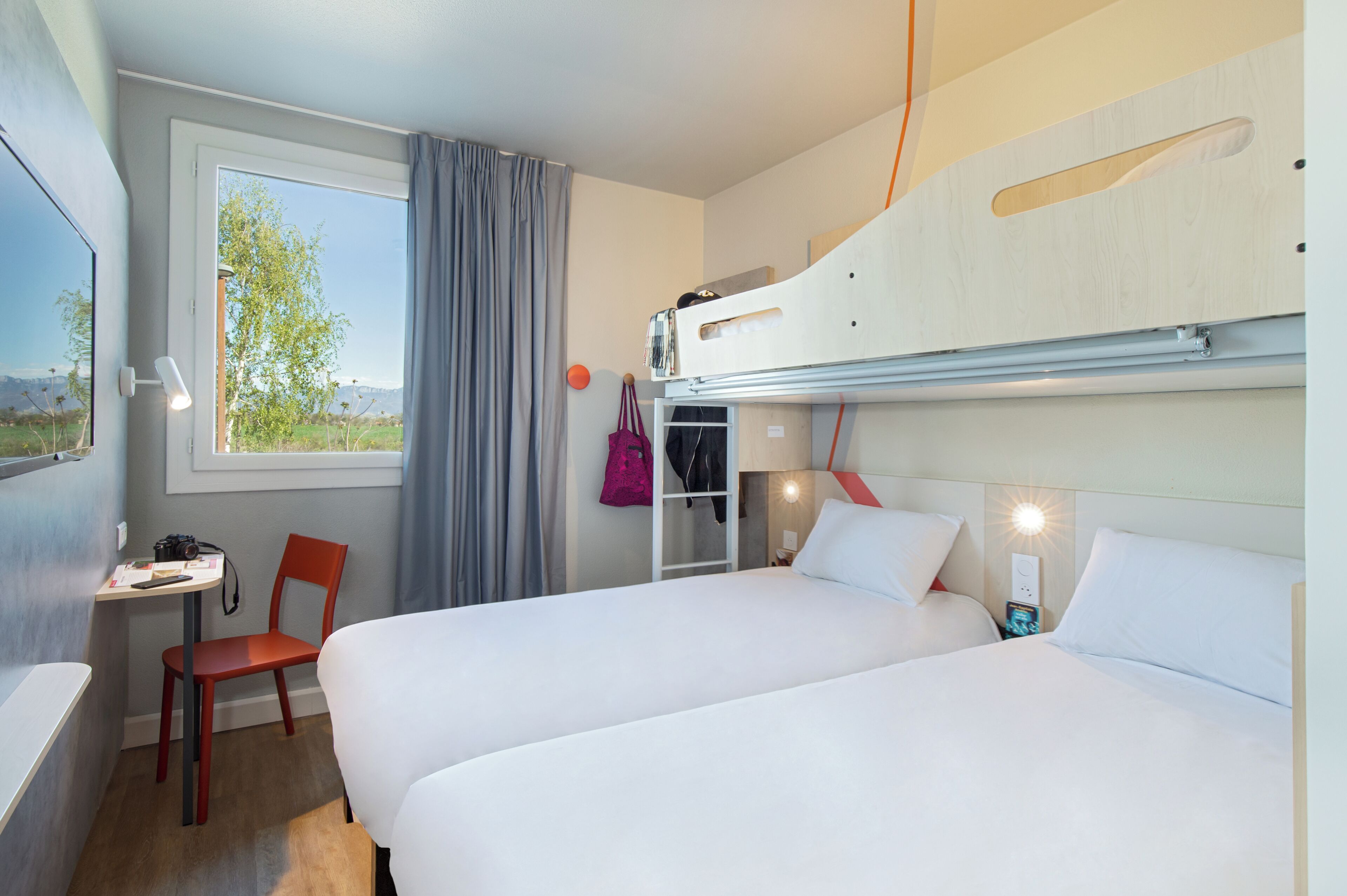 Standard Room, 3 Single Beds