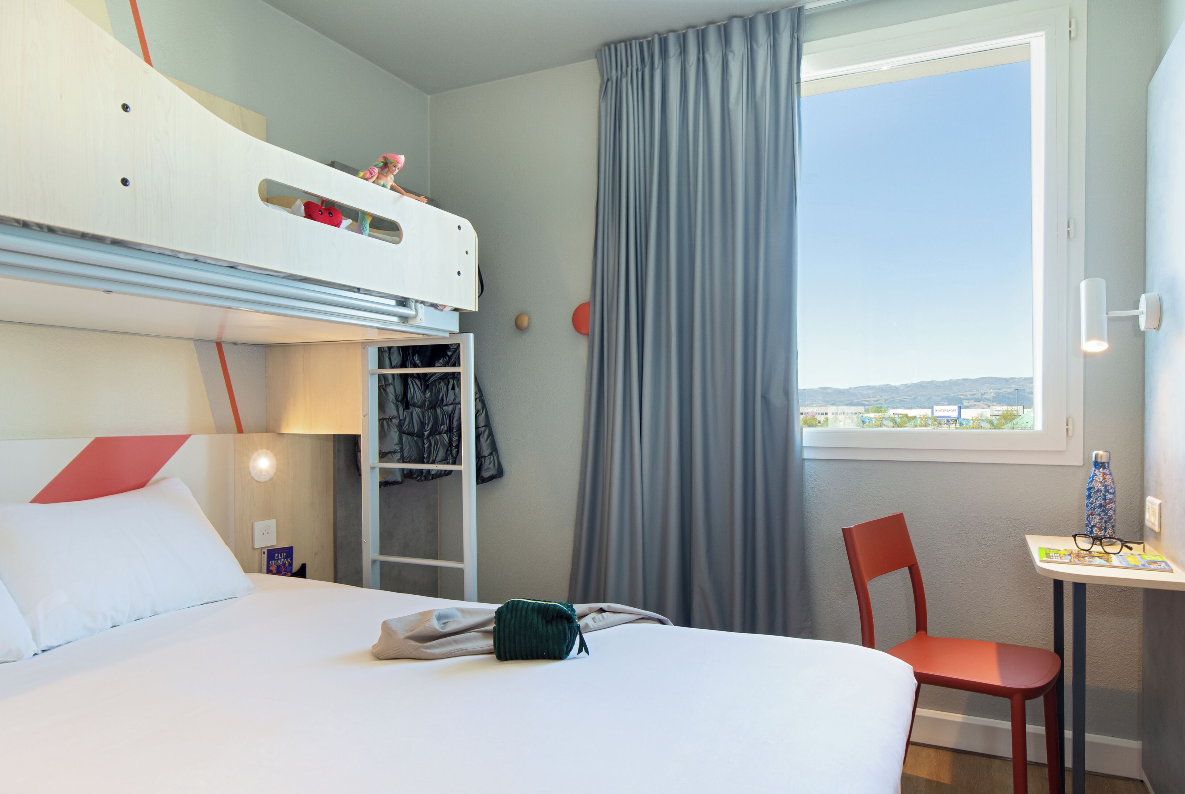 Standard Room, Multiple Beds, Mezzanine