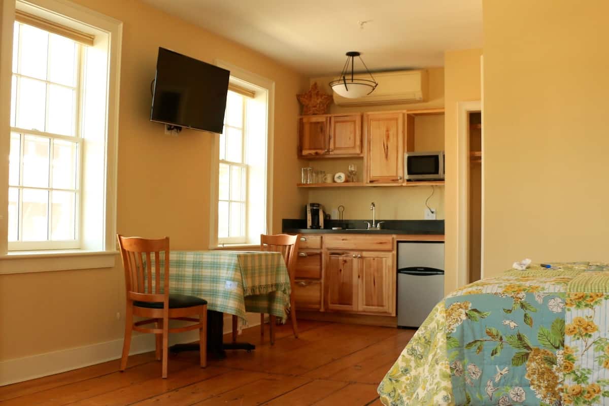 Parlor Suite
