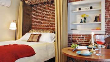 Wifi gratis y ropa de cama