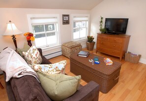 公寓, 厨房 | 起居区 | 平板电视