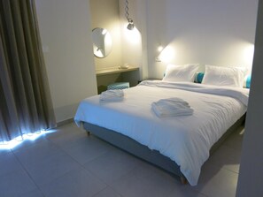 In-room safe, free cots/infant beds, free WiFi, bed sheets