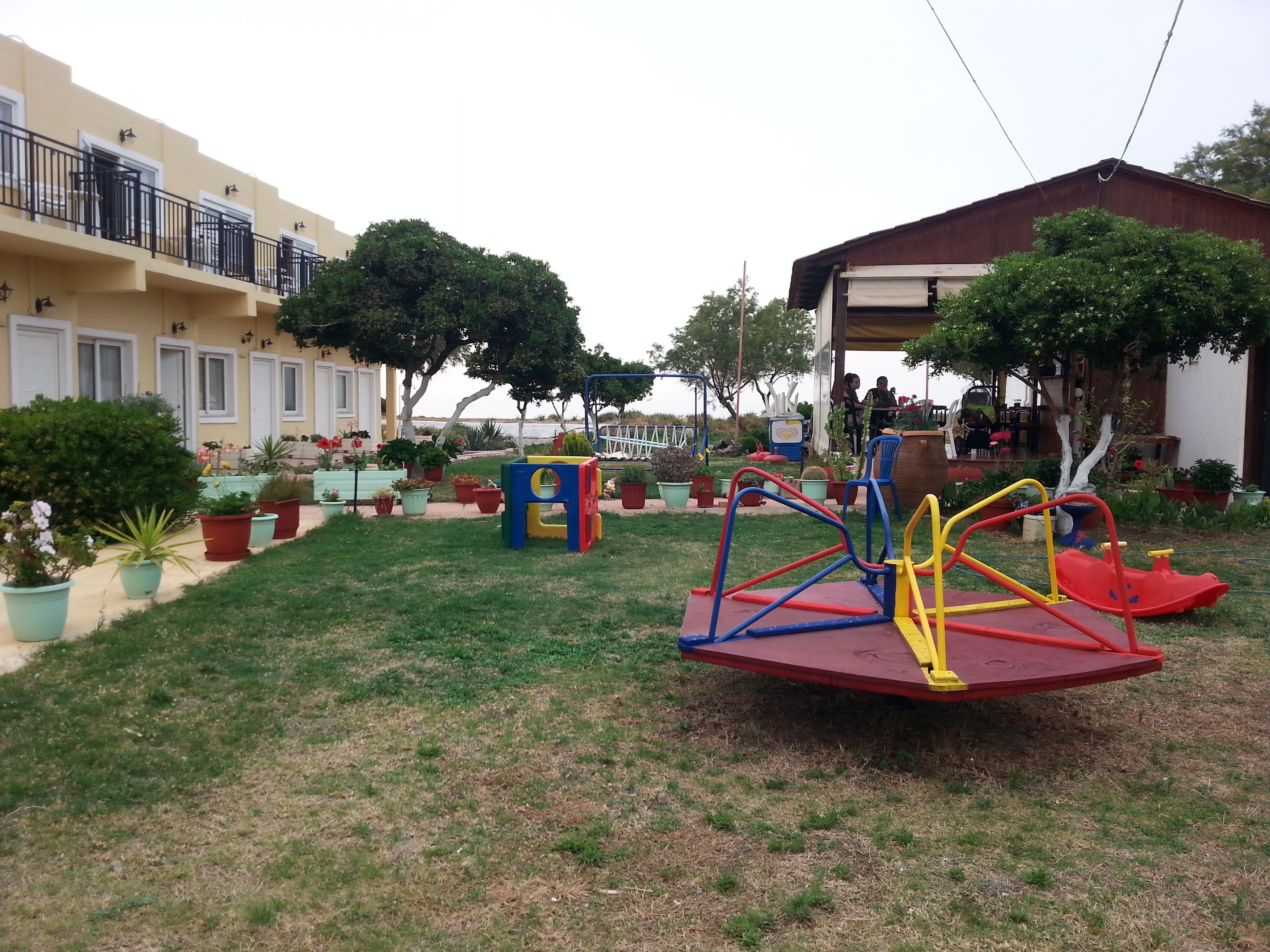 children’s play area – outdoor