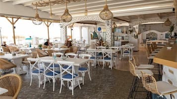 Frühstück, Mittagessen, Abendessen, internationale Küche