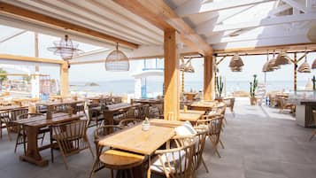 Frühstück, Mittagessen, Abendessen, internationale Küche