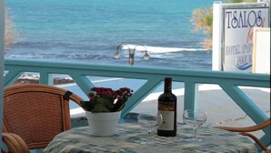 In-room safe, cribs (free), rollaway beds (free), WiFi (free) - Tsalos Hotel (Hersonissos)